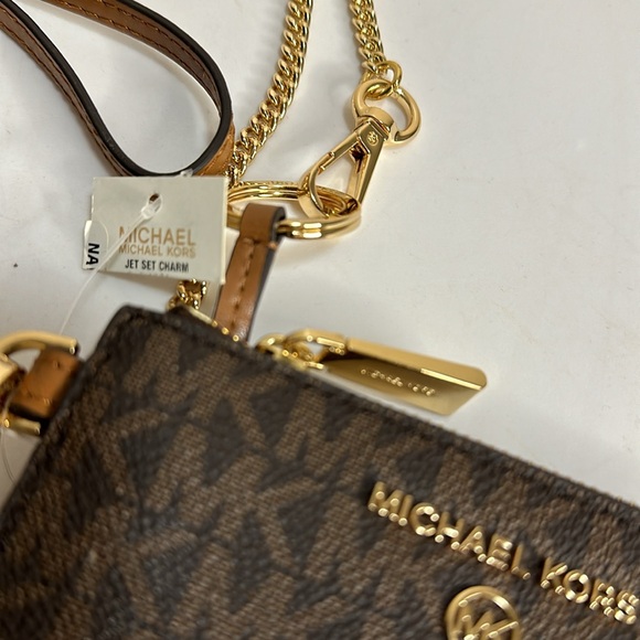 Michael Kors jet set charm wallet - Picture 2 of 4